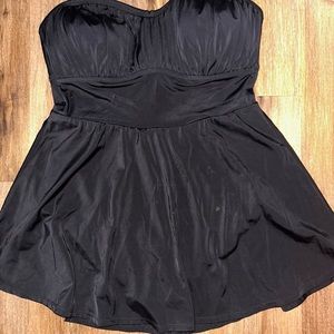 Torrid black strapless swimdress